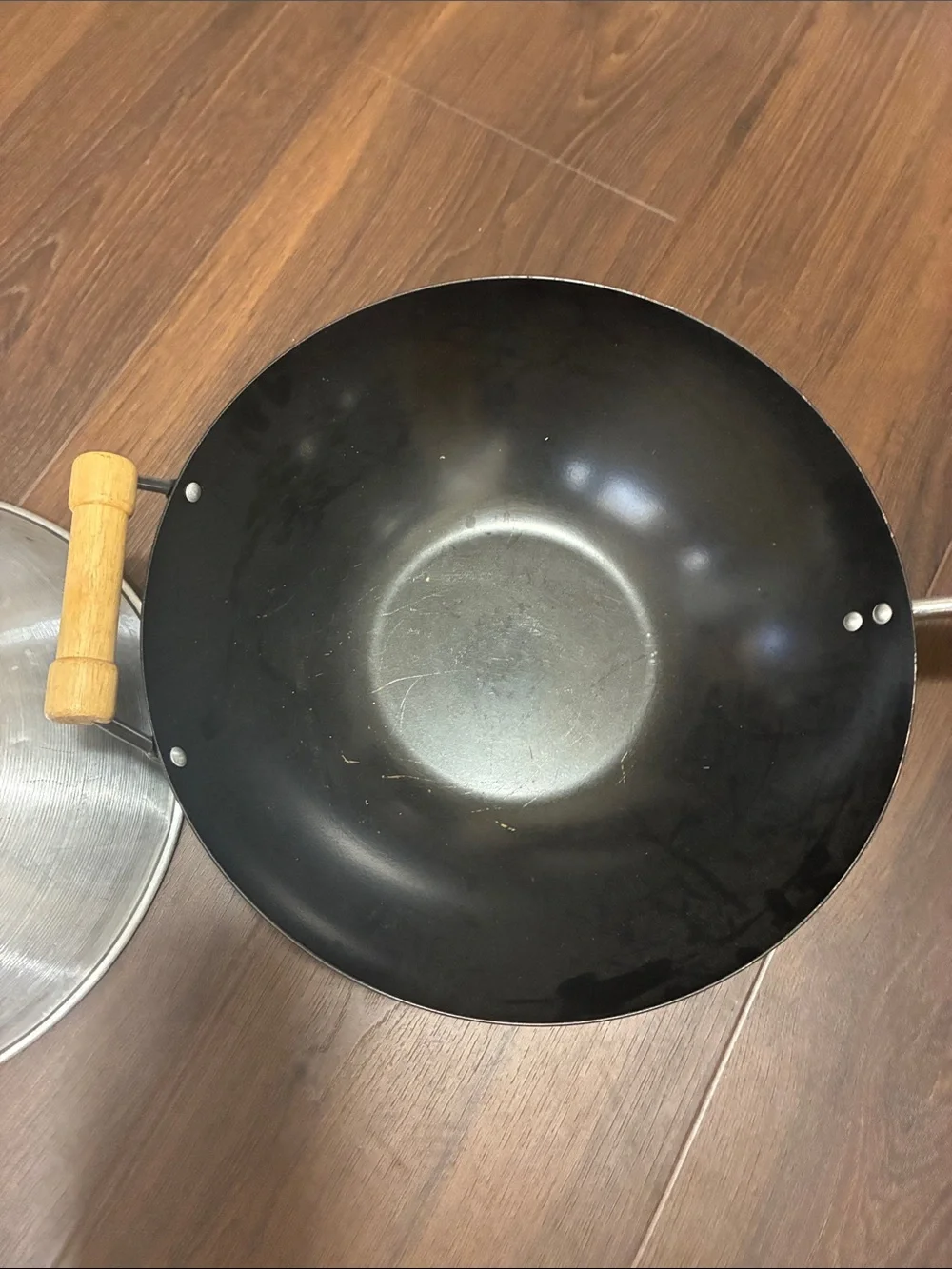 Joyce Chen Classic Black Carbon Steel Wok with Lid and Wooden Handles Teflon
